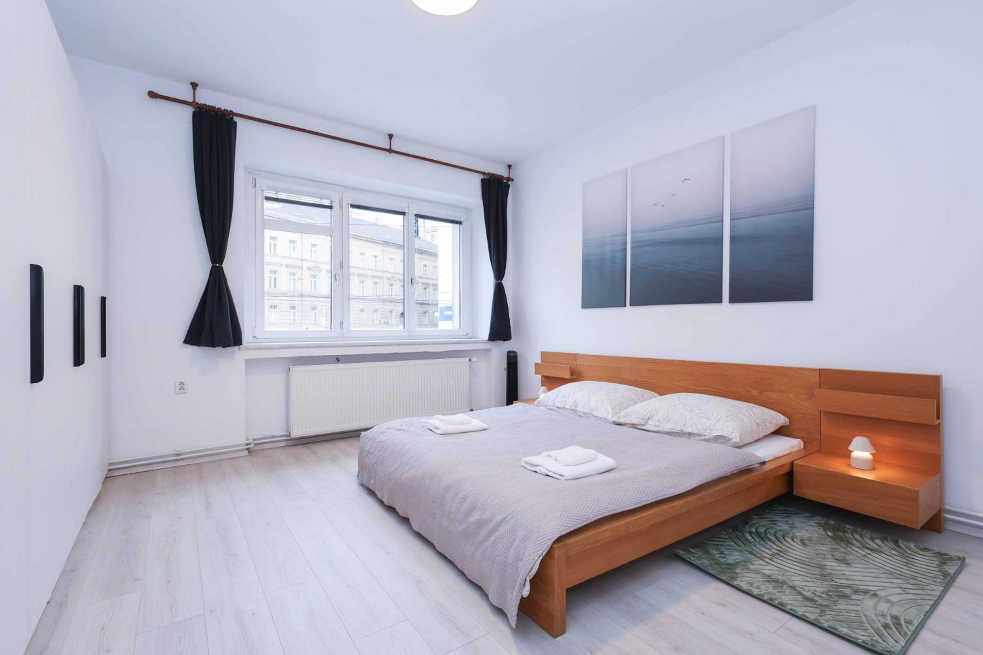 Charming Old Town Family Retreat Apartment Bratislava Luaran gambar