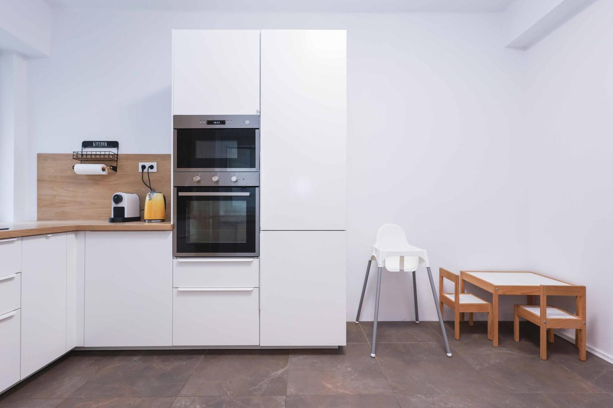 Charming Old Town Family Retreat Apartment Bratislava Luaran gambar